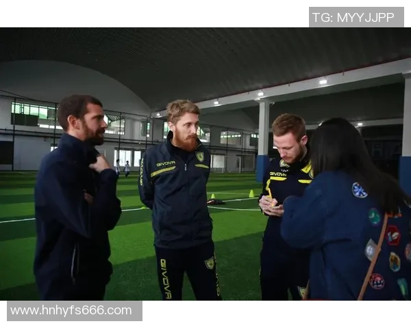 足球明星与你同在 英语学习轻松提高球场英语表达